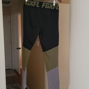 Flag Nor Fail olive leggings